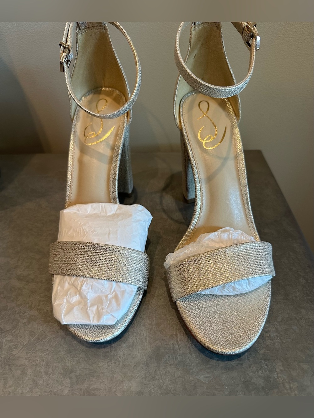 Sam Edelman women’s Metallic Ankle-Strap Heel Sandals Gold size 9.5 new no box